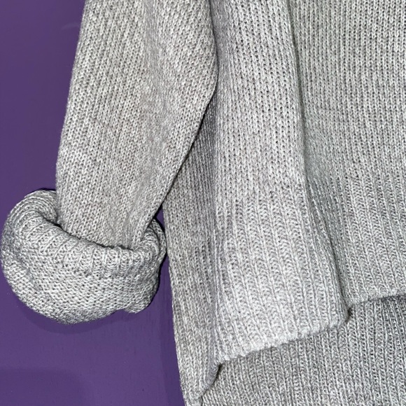 H&M Knit Sweater - Picture 2 of 3